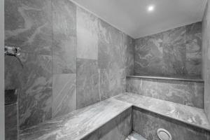 Koupelna v ubytování Boutique Hotel Cervus