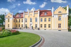 Budynek, w którym mieści się hotel