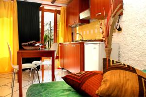 Kuchyň nebo kuchyňský kout v ubytování Solemare Accommodation Alghero