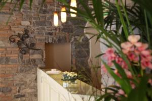 Κήπος έξω από το Hotel Borgo Antico