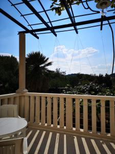 Afbeelding uit fotogalerij van Apartments and Rooms Villa Mir in Zaton +42 foto's