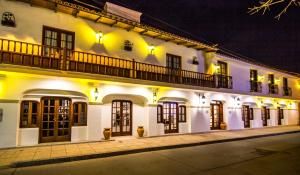O edifício em que o hotel se localiza