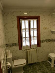 Salle de bains dans l'établissement Posada Adela