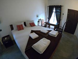 Gallery image of Luna Beach Hotel in Nilaveli