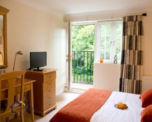 Gallery image of Bounty Suite Basingstoke in Basingstoke