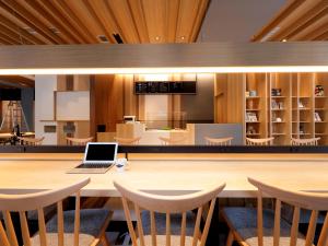 Kuchyň nebo kuchyňský kout v ubytování hotel androoms Nagoya Sakae