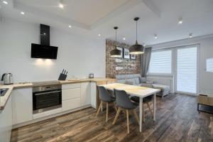 Kuchyňa alebo kuchynka v ubytovaní Apartament Marina