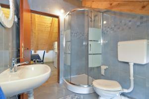 Kúpeľňa v ubytovaní Apartments Josip 1713