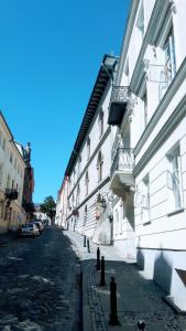 Budynek, w którym mieści się apartament
