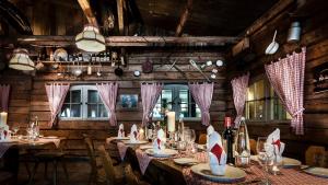 Restaurace v ubytování Landgasthof Apfelbeck