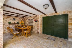Fotografie z fotogalerie ubytování Stone House v destinaci Ražanac