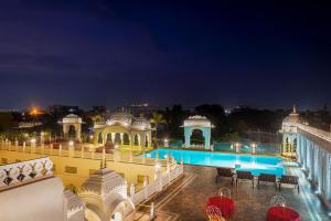 Bazén v ubytování Hotel Rajasthan palace - A Boutique Heritage Hotel in Jaipur nebo v jeho okolí