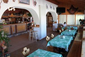 Фоайе или бар в Albergo Passo Brocon