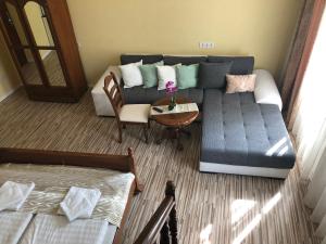 Posezení v ubytování Mosoly Apartman