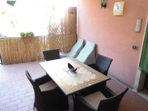 a table and chairs in a room with a table and a table and a table at BorgoAntico Affittacamere in Soave
