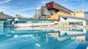 Sundlaugin á Hotel AquaCity Mountain View eða í nágrenninu