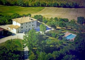 The swimming pool at or close to Agriturismo Il Poggiolo