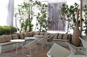 Posezení v ubytování Bab Hotel