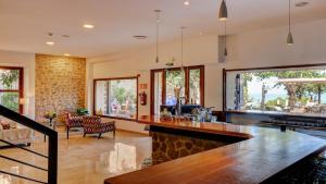 Гостиная зона в Hoposa Costa D'or - Adults Only