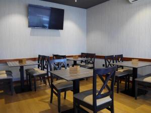 Hostal Galicia Arteixo tesisinde bir restoran veya yemek mekanı