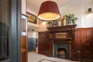 索兹The Old Borough Hotel - Wetherspoon的相册照片