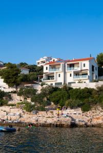 Gallery image of Apartments Lanterna in Rogoznica