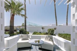 Gallery image of Mykonos Blanc - Preferred Hotels & Resorts in Ornos