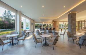 Uma área de estar em Hotel Esperia