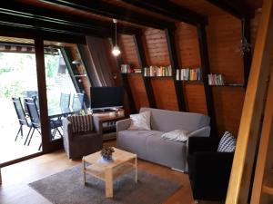Ein Sitzbereich in der Unterkunft Feriendorf Freilingen 151 A