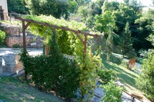 En trädgård utanför Casa della Strega