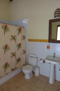 Koupelna v ubytování Hotel Bahia Taitza