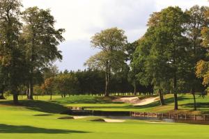 Golf v hotelu nebo okolí