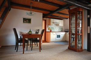 Kuchyň nebo kuchyňský kout v ubytování Ferienhaus Mainschleife
