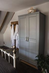 A bathroom at The Jasmine Room 