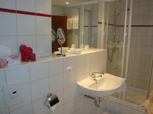 Koupelna v ubytování Hotel Haus Appelberg