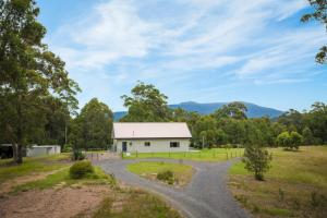 Galeriebild der Unterkunft Bush Retreat With Private Pool in Narooma