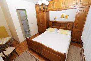 Posteľ alebo postele v izbe v ubytovaní Studio Kotiska Makarska