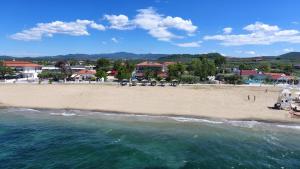 Gallery image of Cos Seafront Apartments in Gerakini