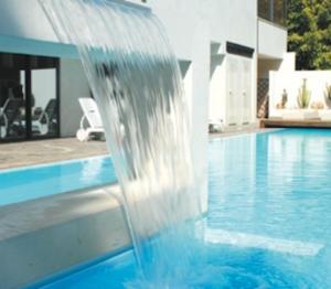 Bazén v ubytování Hotel Liverpool nebo v jeho okolí