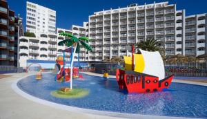 Bazén v ubytování Medplaya Hotel Bali nebo v jeho okolí
