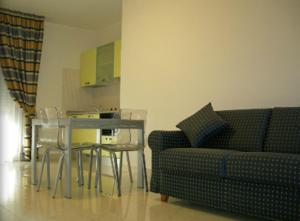A seating area at Residence Montegrappa