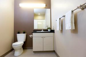 Galeriebild der Unterkunft University of Calgary Accommodations and Events in Calgary + 26 Fotos