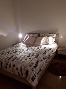 Posteľ alebo postele v izbe v ubytovaní D&M APARTMAN 1