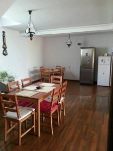 Kuchyň nebo kuchyňský kout v ubytování Casa de vacanta Macovei0744