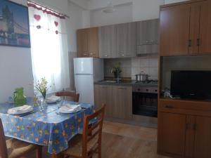 A kitchen or kitchenette at Casa Ferrara