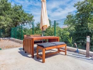 Zdjęcie z galerii obiektu Appartments Adriatic w mieście Omišalj