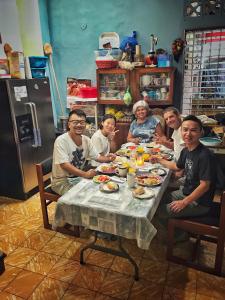 Afbeelding uit fotogalerij van Casa Blanca Tu Casa in Santa Ana