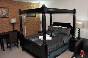 Postel nebo postele na pokoji v ubytování Montana Boutique Guesthouse + 22 fotografií