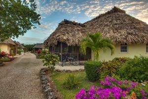 Galeriebild der Unterkunft Orchid Bay Resort in Corozal