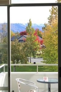 Phong cảnh thiên nhiên gần nhà nghỉ ven đường